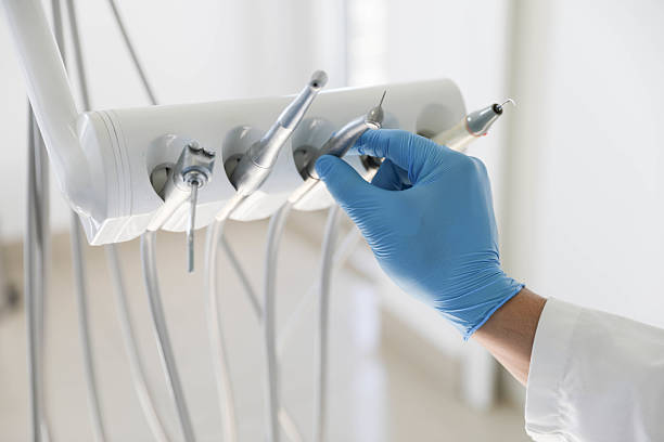 Professional Wisdom Tooth Removal technician working in Giddings, TX